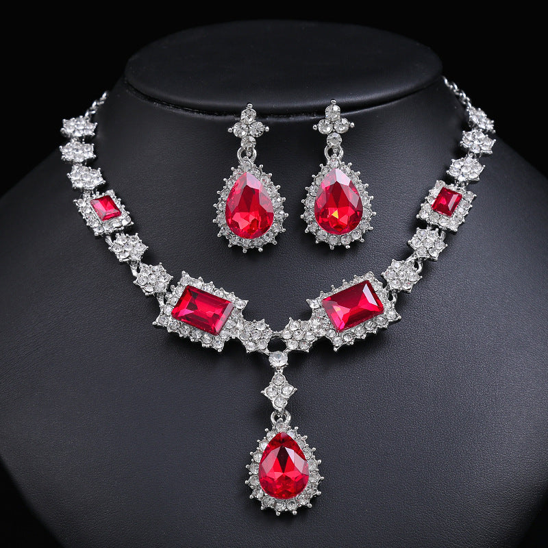 Trendy Fashionable Gemstone Necklace and Earring Set