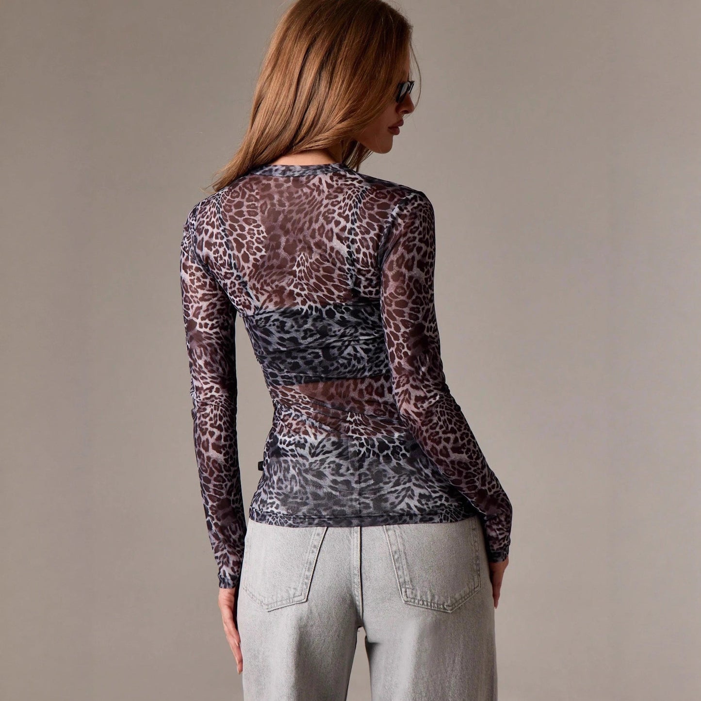 Trendy Round Neck Leopard Print Slim Blouse