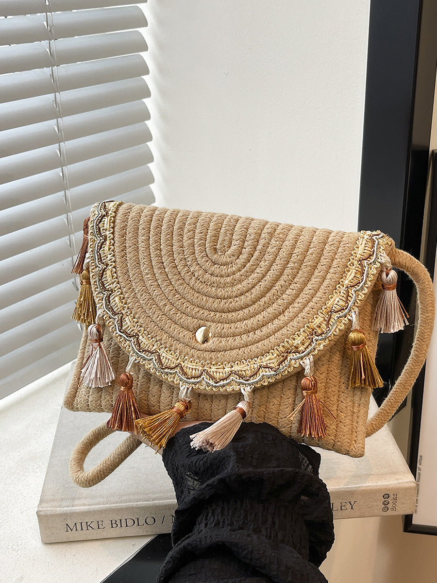 Bohemian Style Fringe Straw Crossbody Bag
