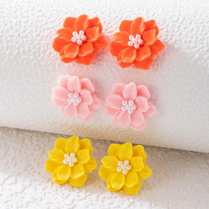 Chic Floral Pearl Earrings Stylish Alloy Flower Studs