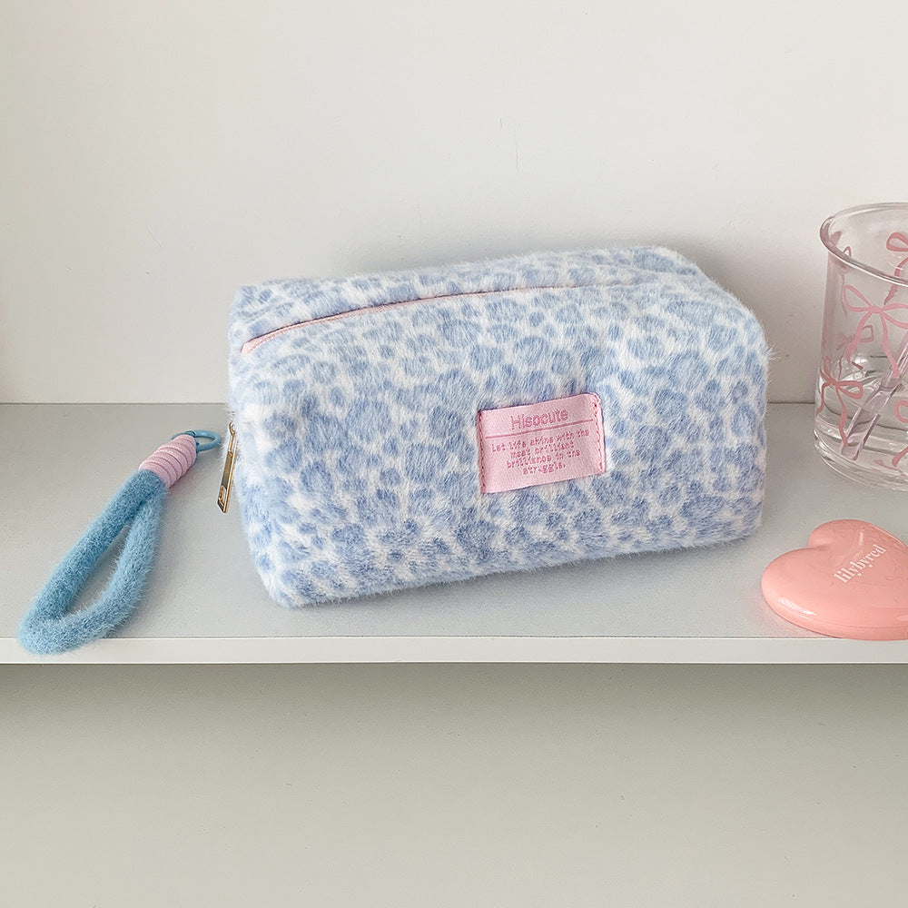 Cute Fuzzy Leopard Print Portable Makeup Bag
