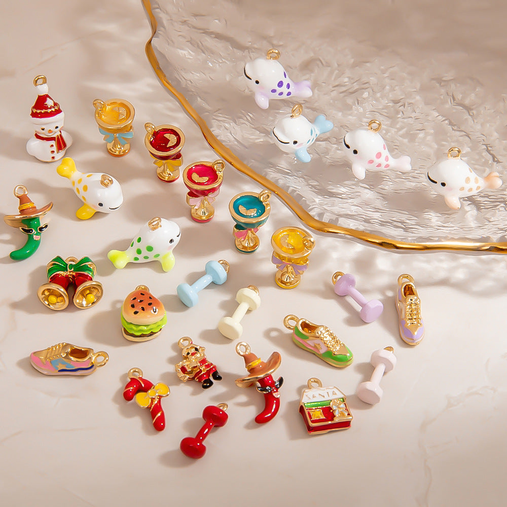 Cute Snowman Bell Pendant DIY Accessories for Festive Crafting