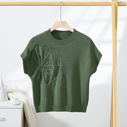 Trendy Floral Embroidered Sleeveless Knit Top