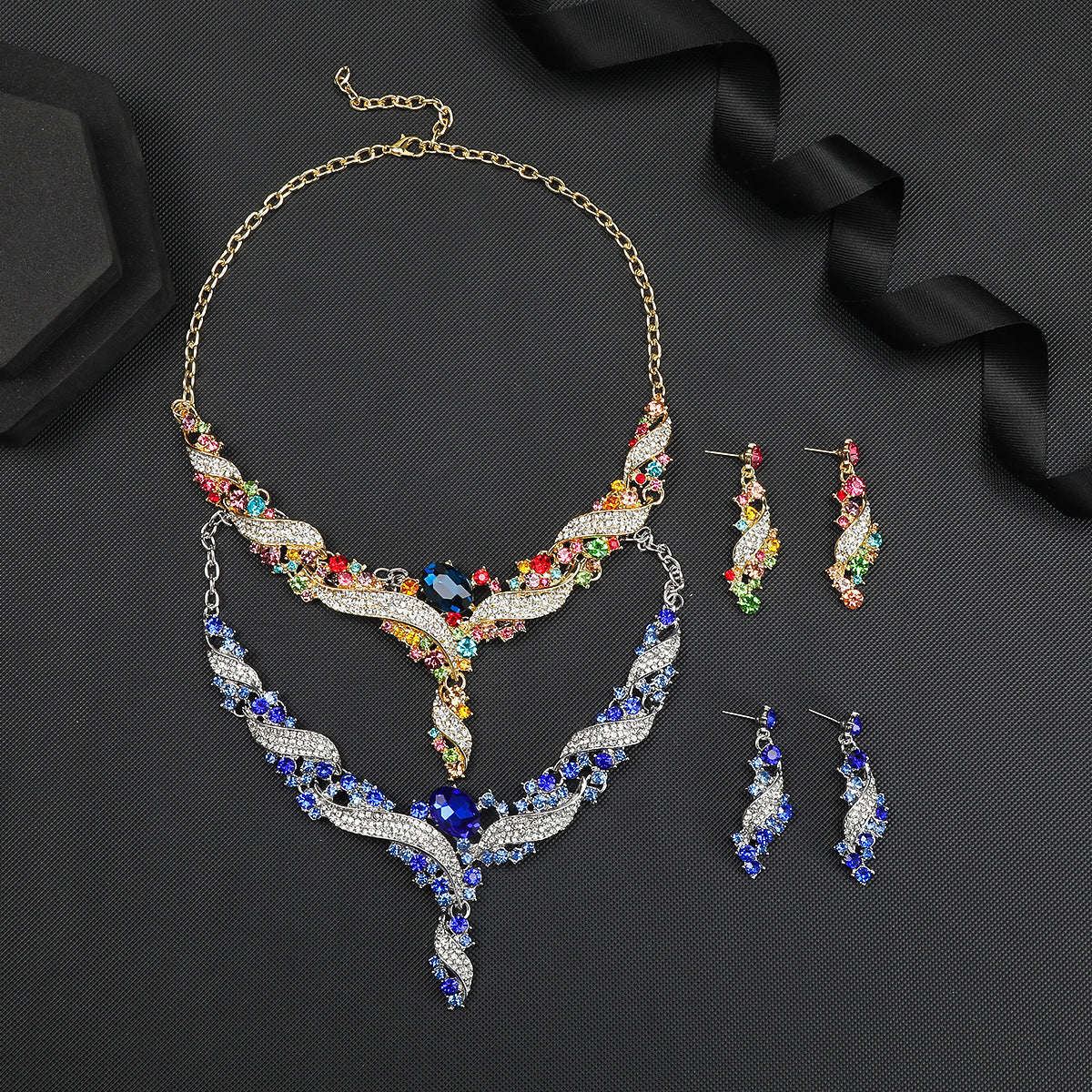 Trendy Colorful Pendant Necklace and Earring Set