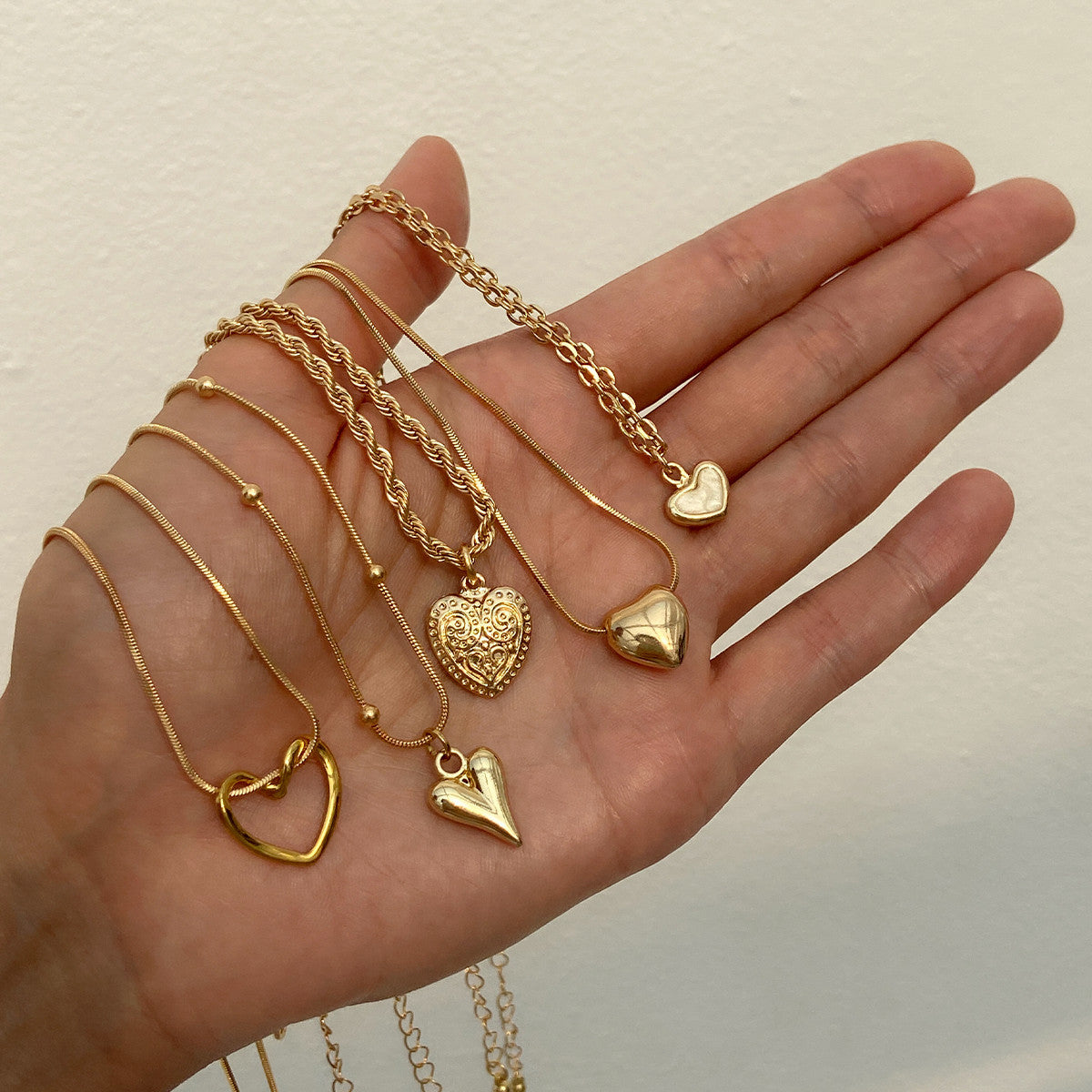 Trendy Ins Metal Ribbon Bow Necklace With Pearl Heart Pendant