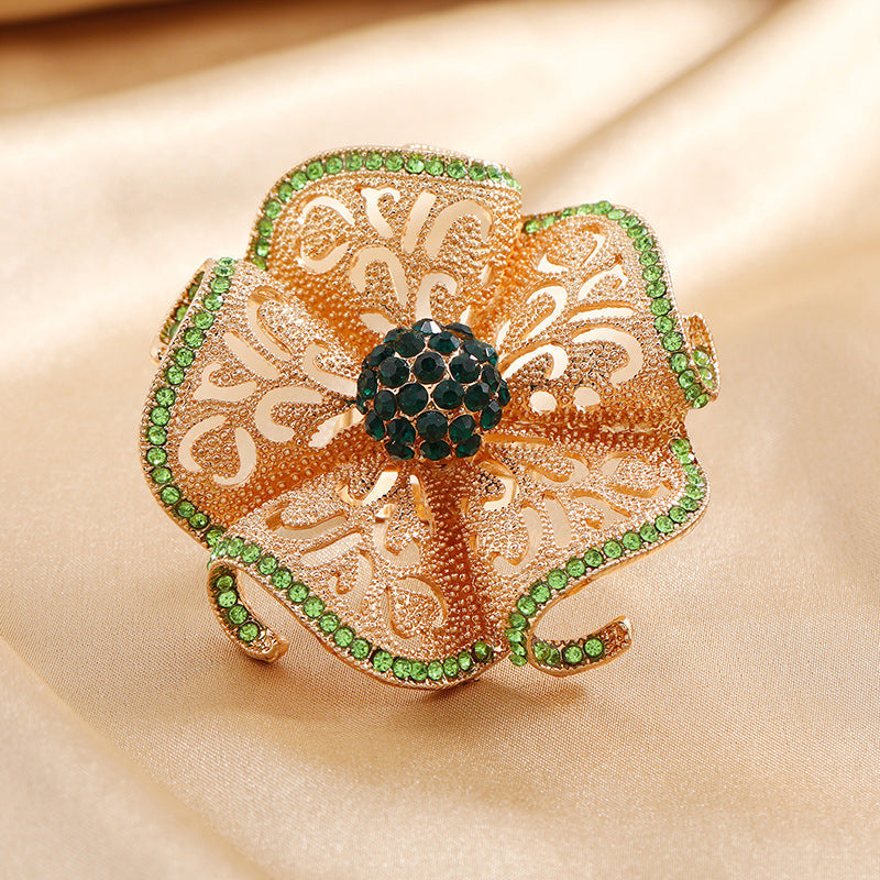 Fashion New Exaggerated Opening Three-Dimensional Noble Temperament Retro Hollow Diamond Flower Big Ring