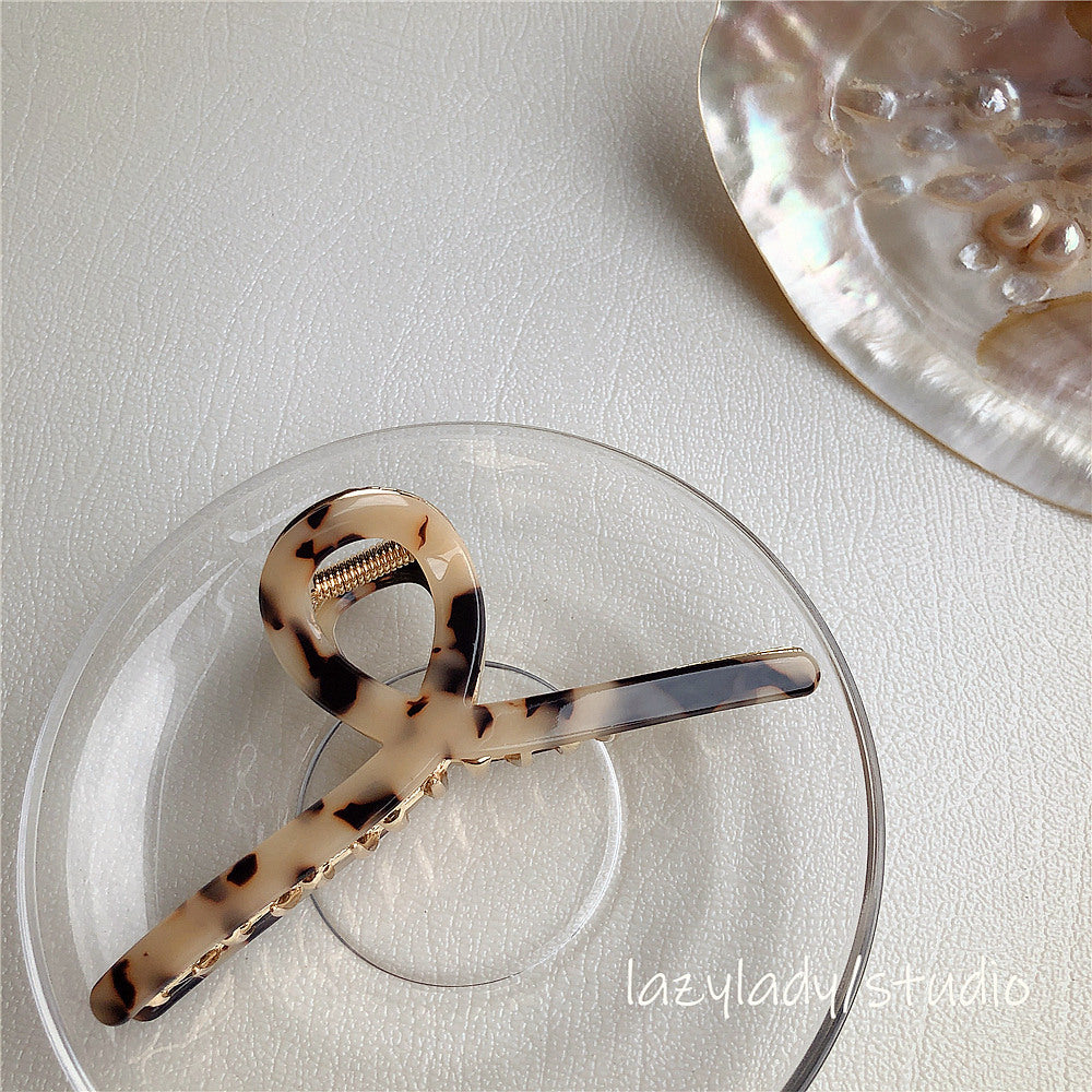 Metal Agate Large Cross Hair Claws