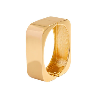 Vintage Square Metal Bracelet For Women Stylish Spring Bangle