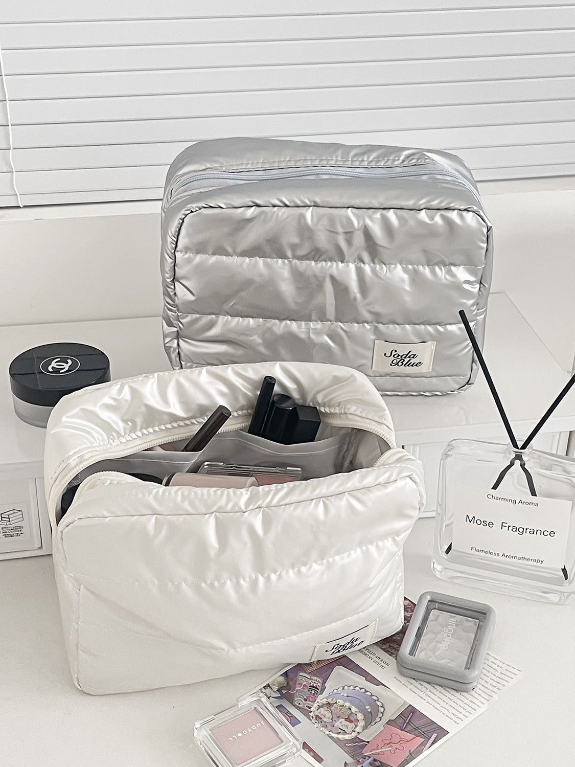 Portable Waterproof Cosmetic Storage Bag Stylish Rectangular Design