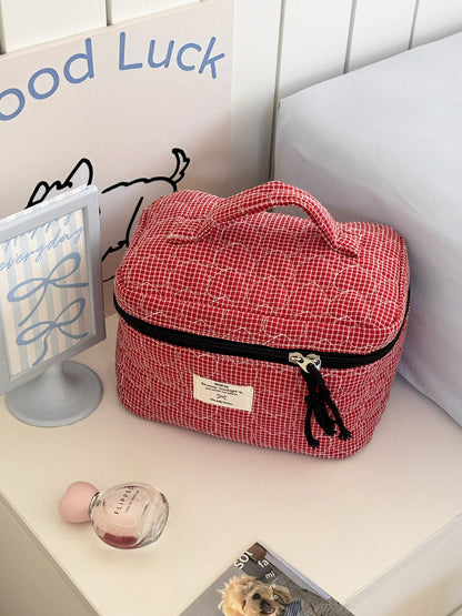 Color Block Heart Plaid Quilted Makeup Bag