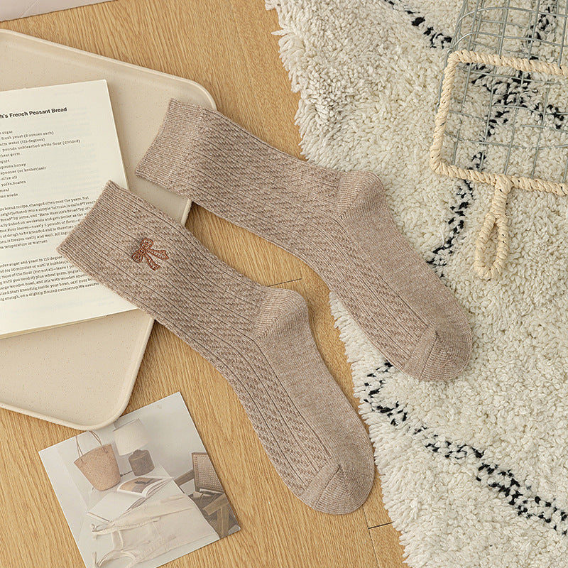 Simple Thicken Warm Bow Embroidery Crew Socks