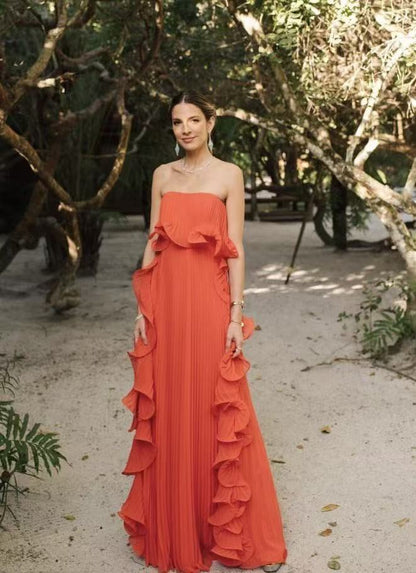 2025 Summer New Pleated Chest-Wrapped Big Pendulum Dress