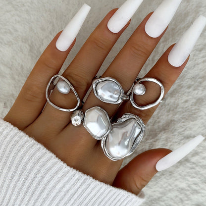 Geometric Baroque Pearl Ring Set With Floral Design