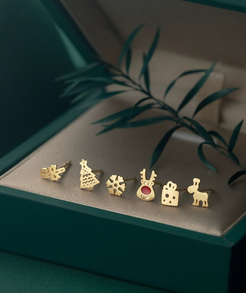 Cute Silver Mini Reindeer Christmas Earrings Set