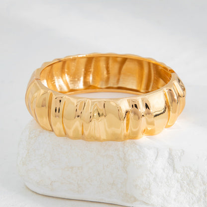 Irregular Openwork Alloy Spring Bracelet Set