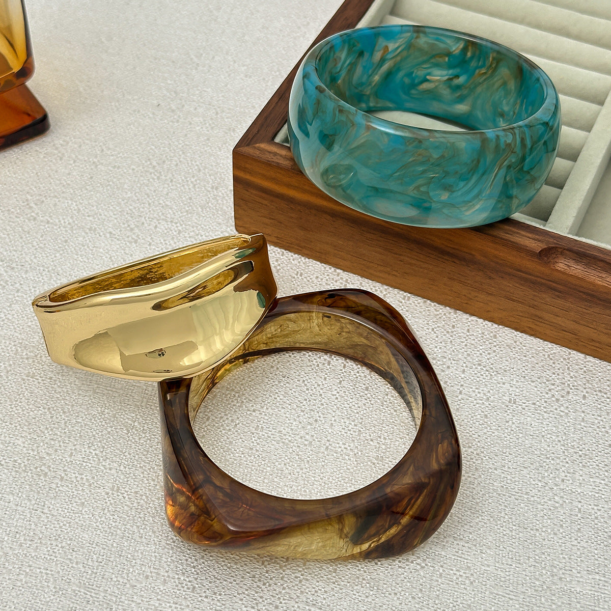 Retro Geometric Marble Pattern Spring Bangle Bracelet