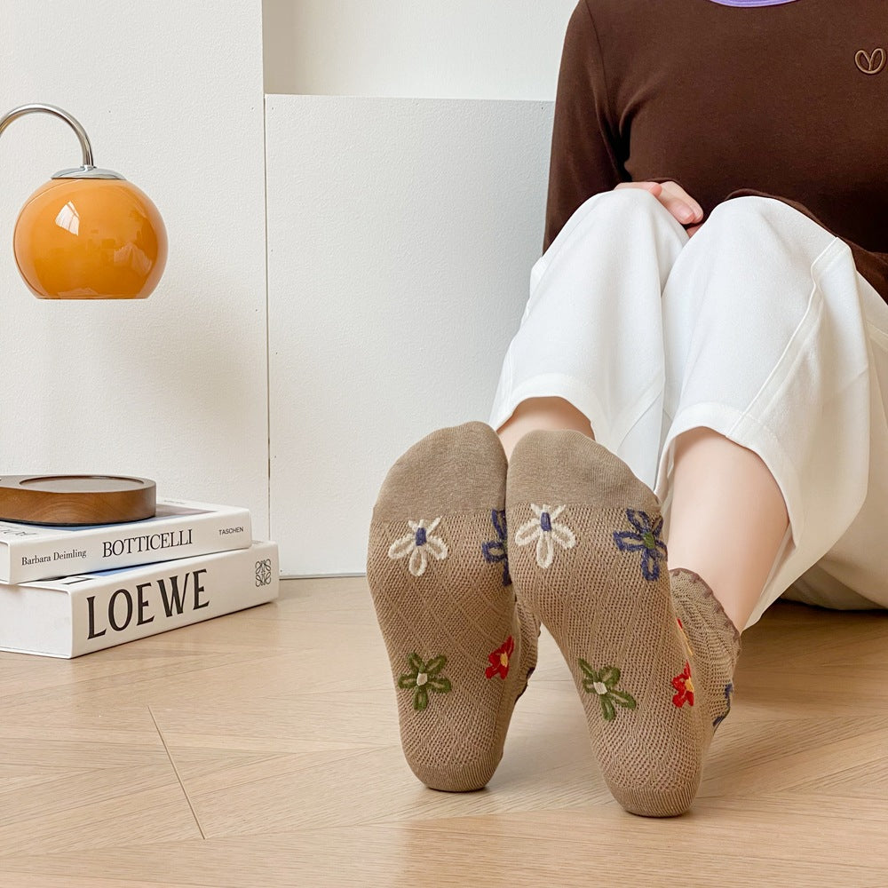 Rufia - Floral Grid Short Ankle Socks