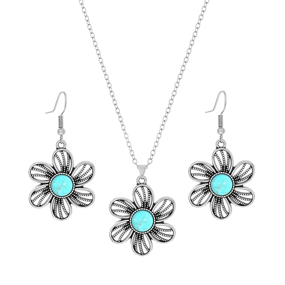 Turquoise Vintage Style Earrings Necklace Set