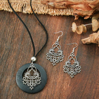 Trendy Geometric Earrings With Classic Black Wood Pendant