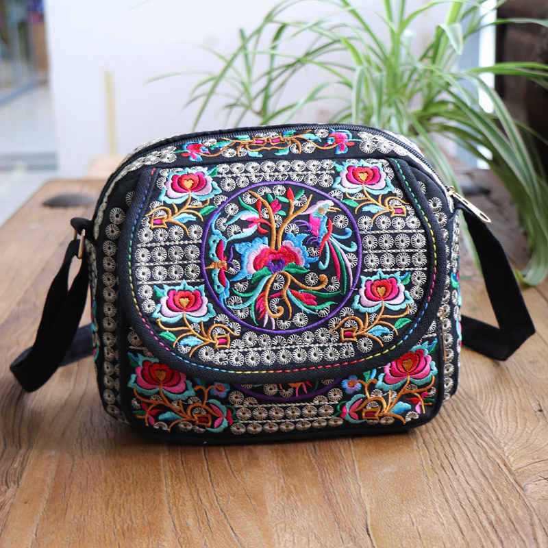 Ethnic Style Single Shoulder Crossbody Embroidery Bag Women'S Bag