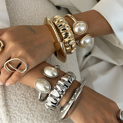 Asymmetrical Pearl Wrinkle Bracelet Alloy Jewelry Set