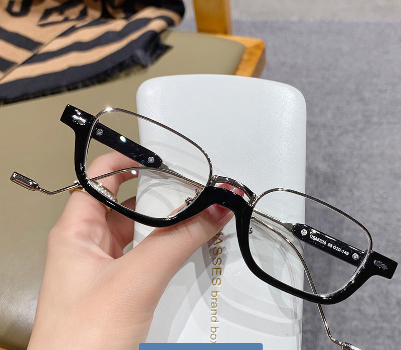 Trendy Square Sunglasses With UV400 Protection