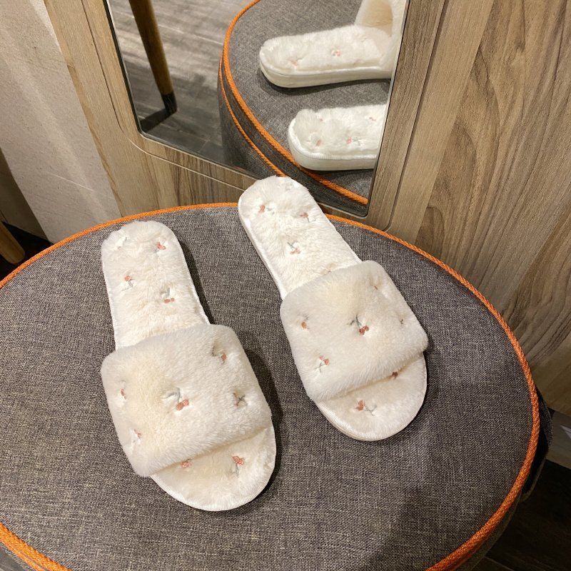 Cherry Embroidery Open Toe Plush Slippers