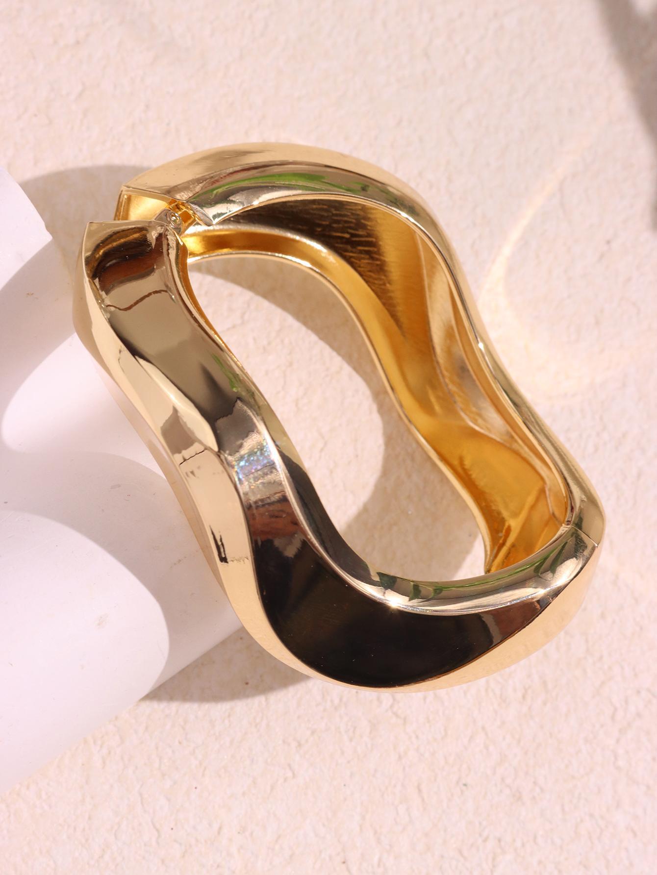 Round Irregular Acrylic Metal Bracelets