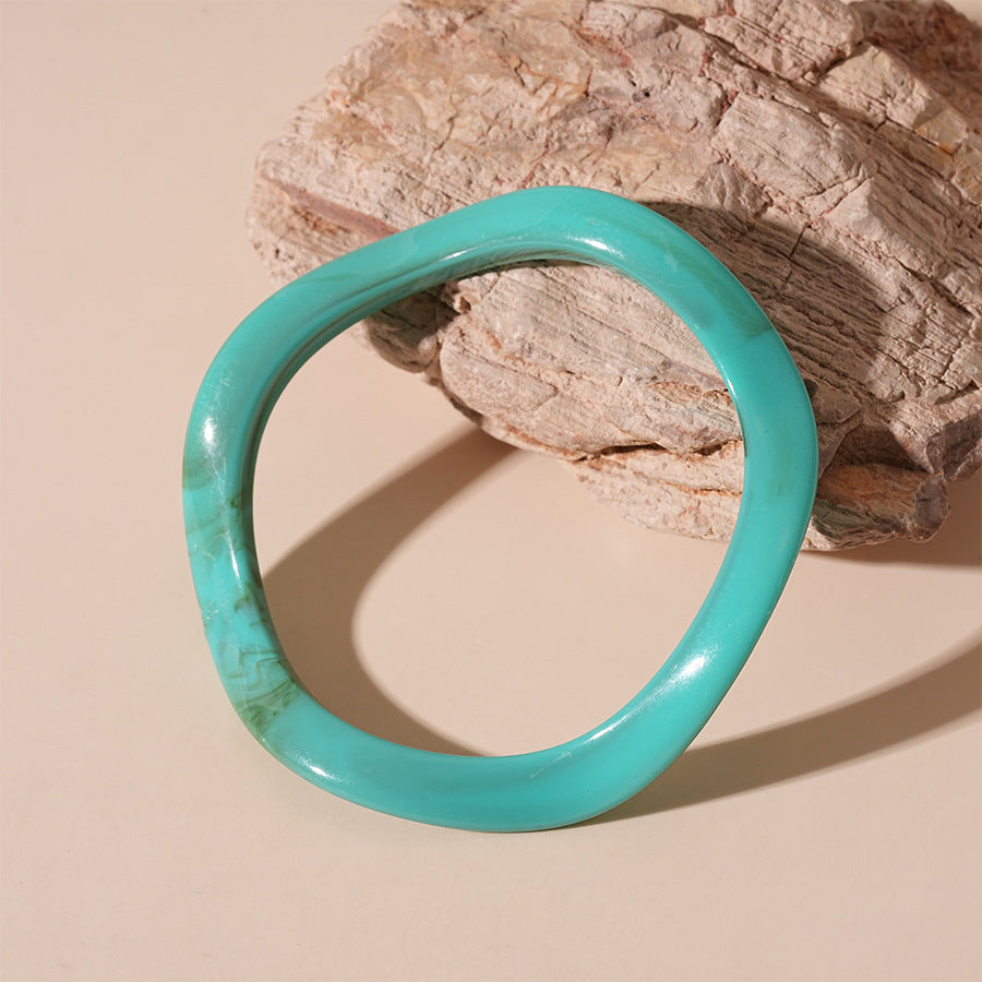 Irregular Wave Single Acrylic Bracelet