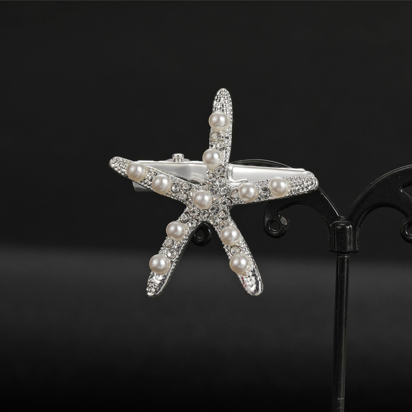 Beautiful Starfish Hair Clip with Rhinestones - Trendy Gold and Silver