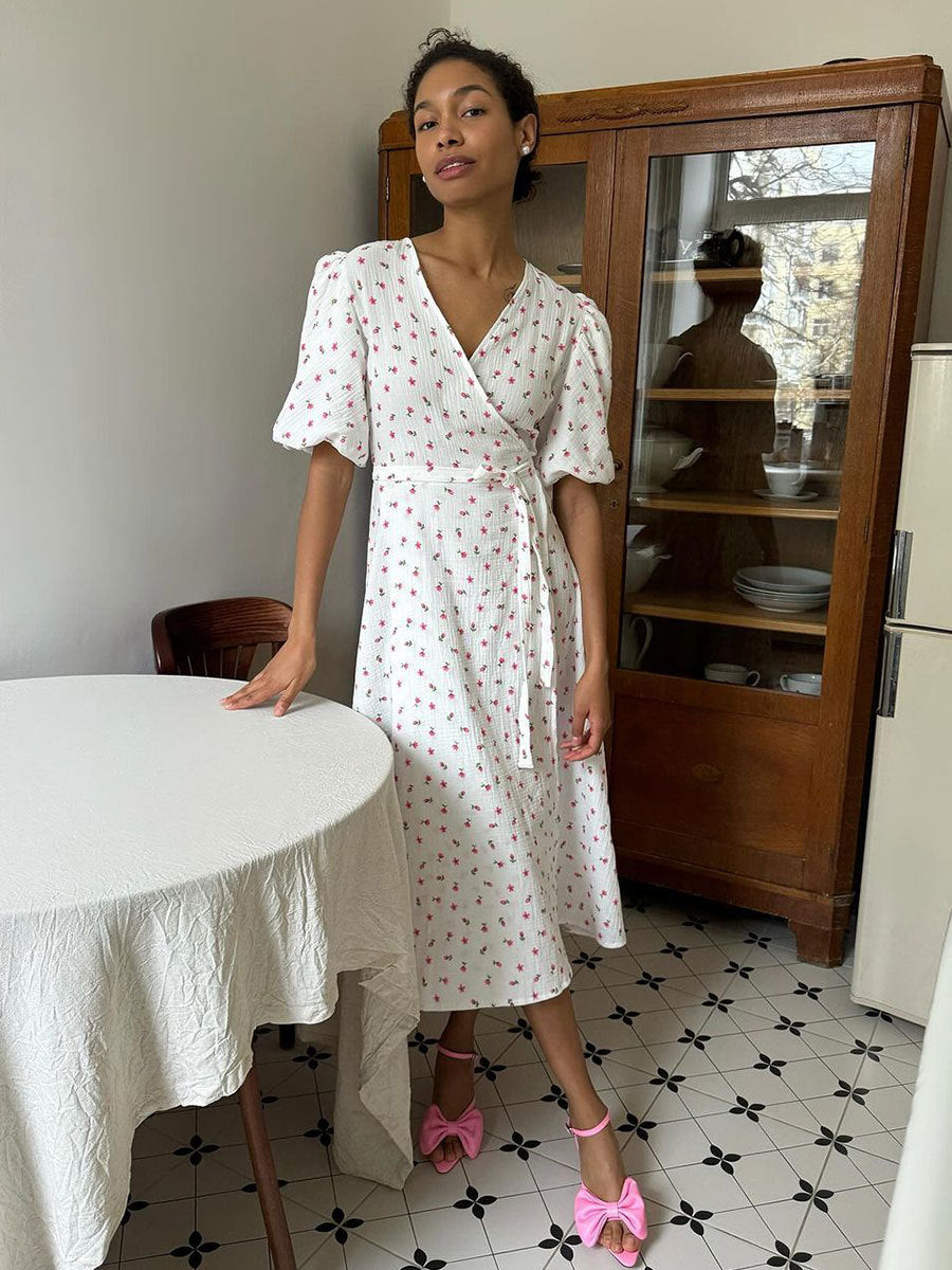 Cotton Floral Print A-Line Dress With V Neckline And Puff Sleeves