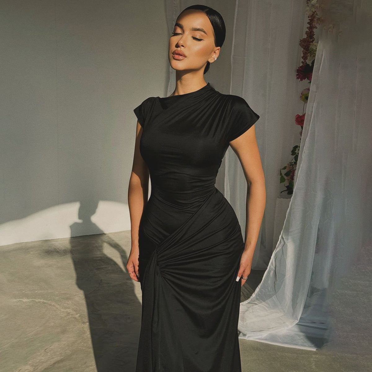 Elegant Fitted Ruffled Short Sleeve Dress