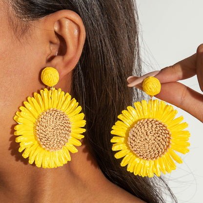 Handmade Woven Raffia Vacation Earrings Floral Design