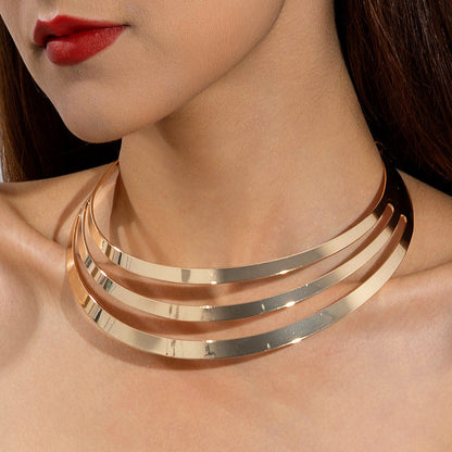 Trendy Geometric Metal Choker Necklace