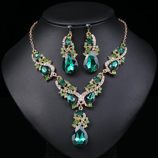 Exaggerated Vintage Necklace and Earring Set