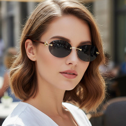 Oval Frame UV400 Sunglasses Fashionable Women's Outdoor Shades