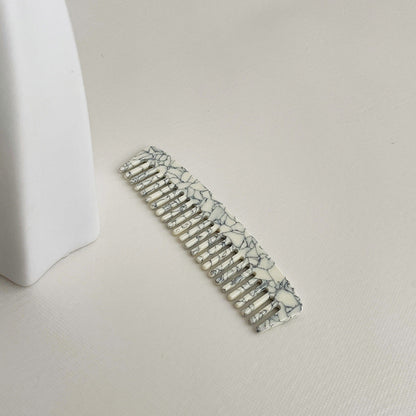 Simple Mini Portable Acrylic Hair Comb