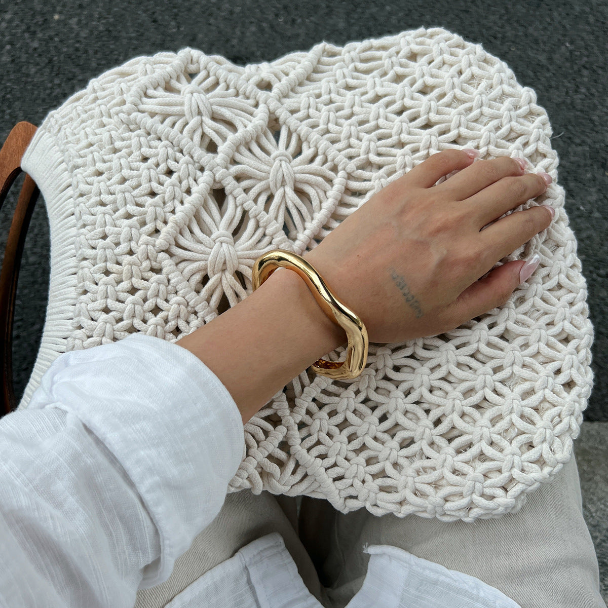 Trendy Geometric Resin Bracelet Elegant Alloy Bangle