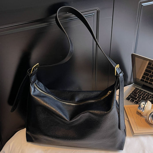 Large Capacity Commuter Tote Bag for Women - Retro Minimalist Design