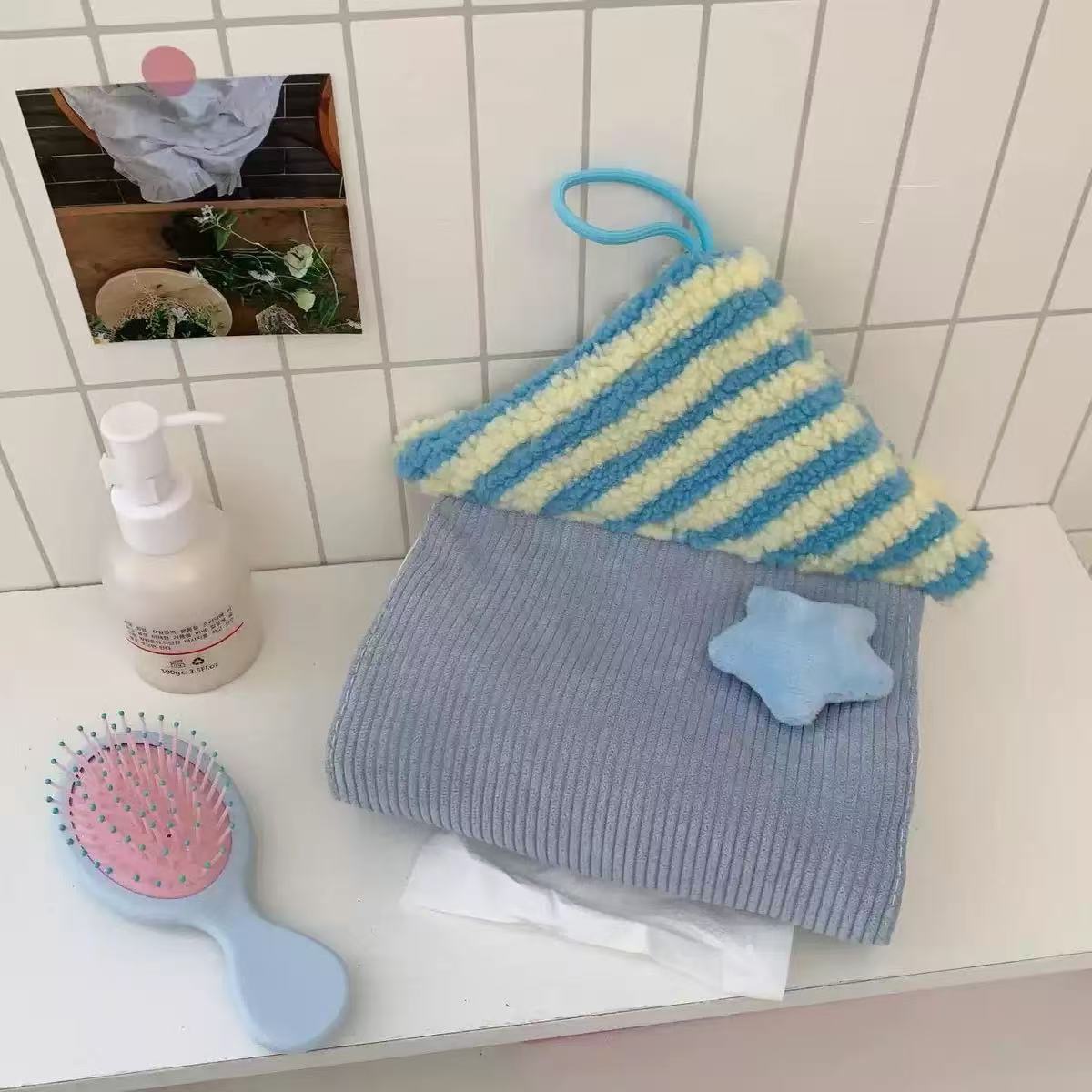 Cute Star House Tissue Holder Fabric Hanging Tissue Pouch