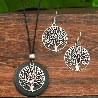 Trendy Geometric Earrings With Classic Black Wood Pendant