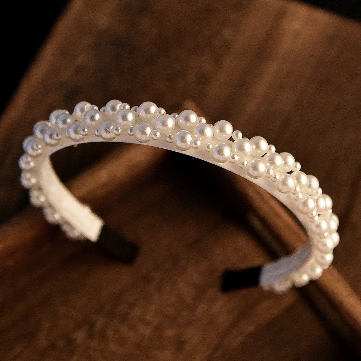Trendy Bridal Pearl Beaded Hairband for Weddings