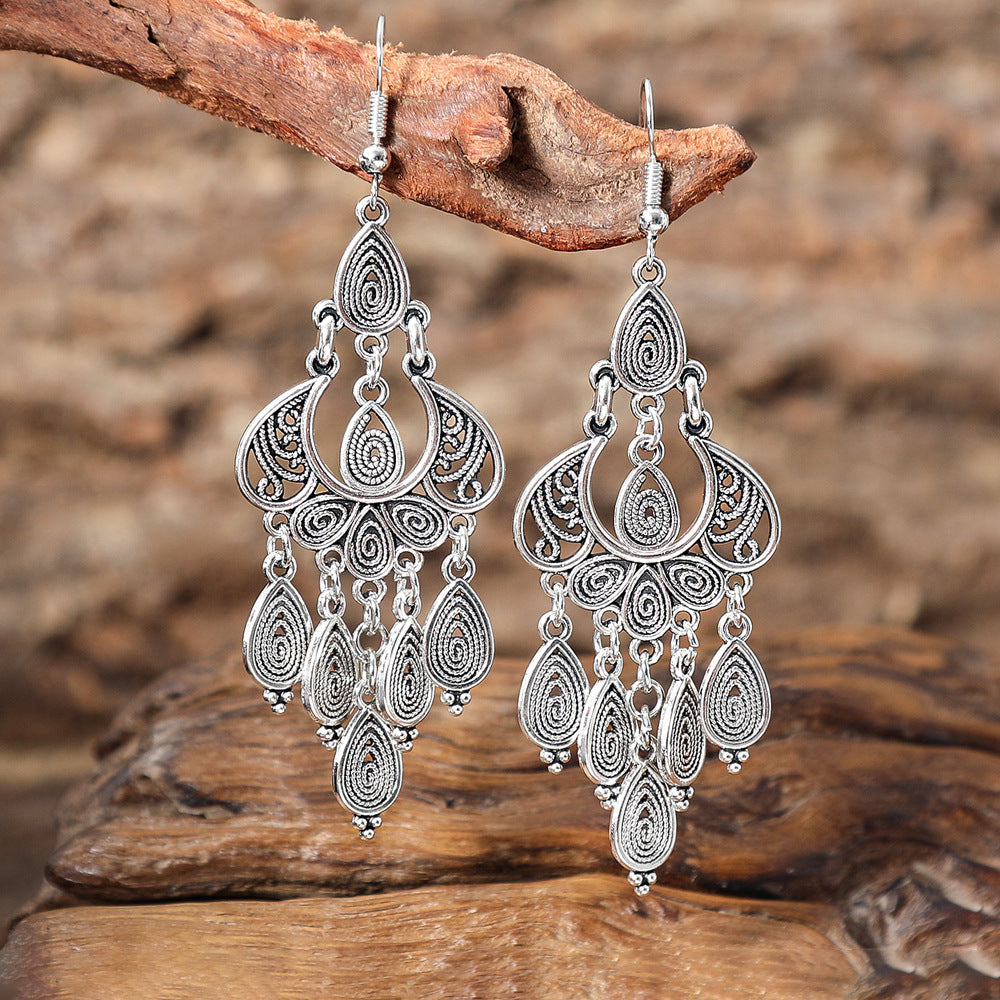Bohemian Geometric Tassel Earrings Set Vintage Court Style
