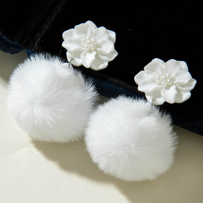 Chic Floral Pearl Earrings Stylish Alloy Flower Studs