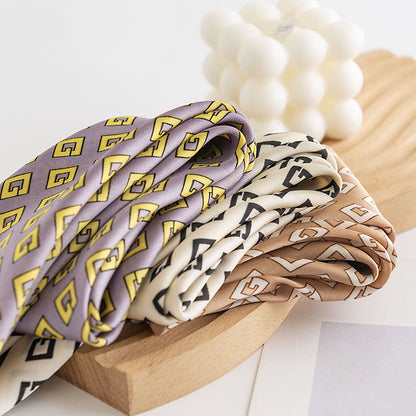 Scarvii - Letter Print Square Scarf