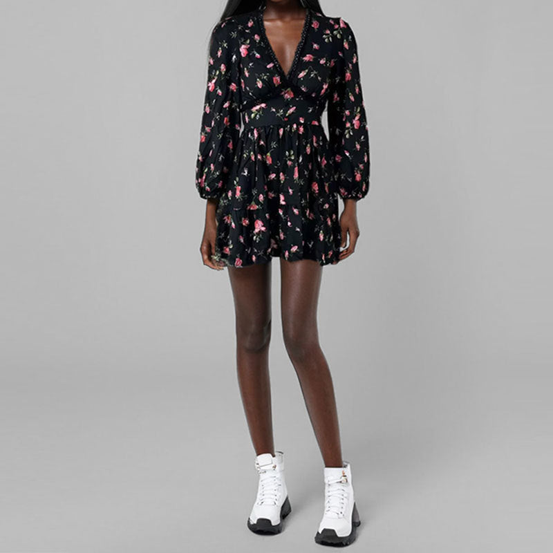 Floral Lace Short Dress With V-Neckline and Lantern Sleeves