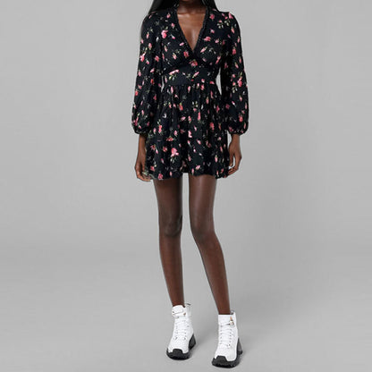 Floral Lace Short Dress With V-Neckline and Lantern Sleeves