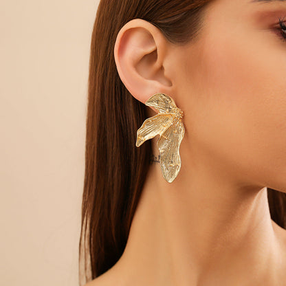 Retro Leaf Earrings Fashion Metal Floral Design For Women