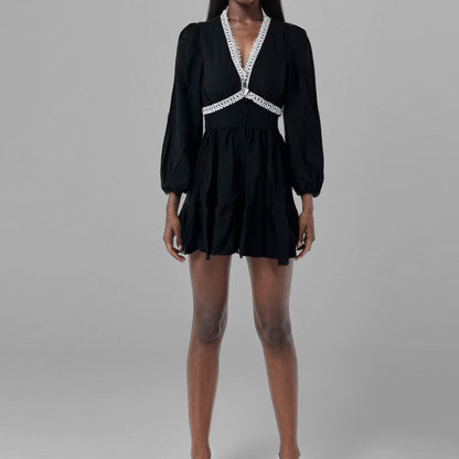 Floral Lace Short Dress With V-Neckline and Lantern Sleeves