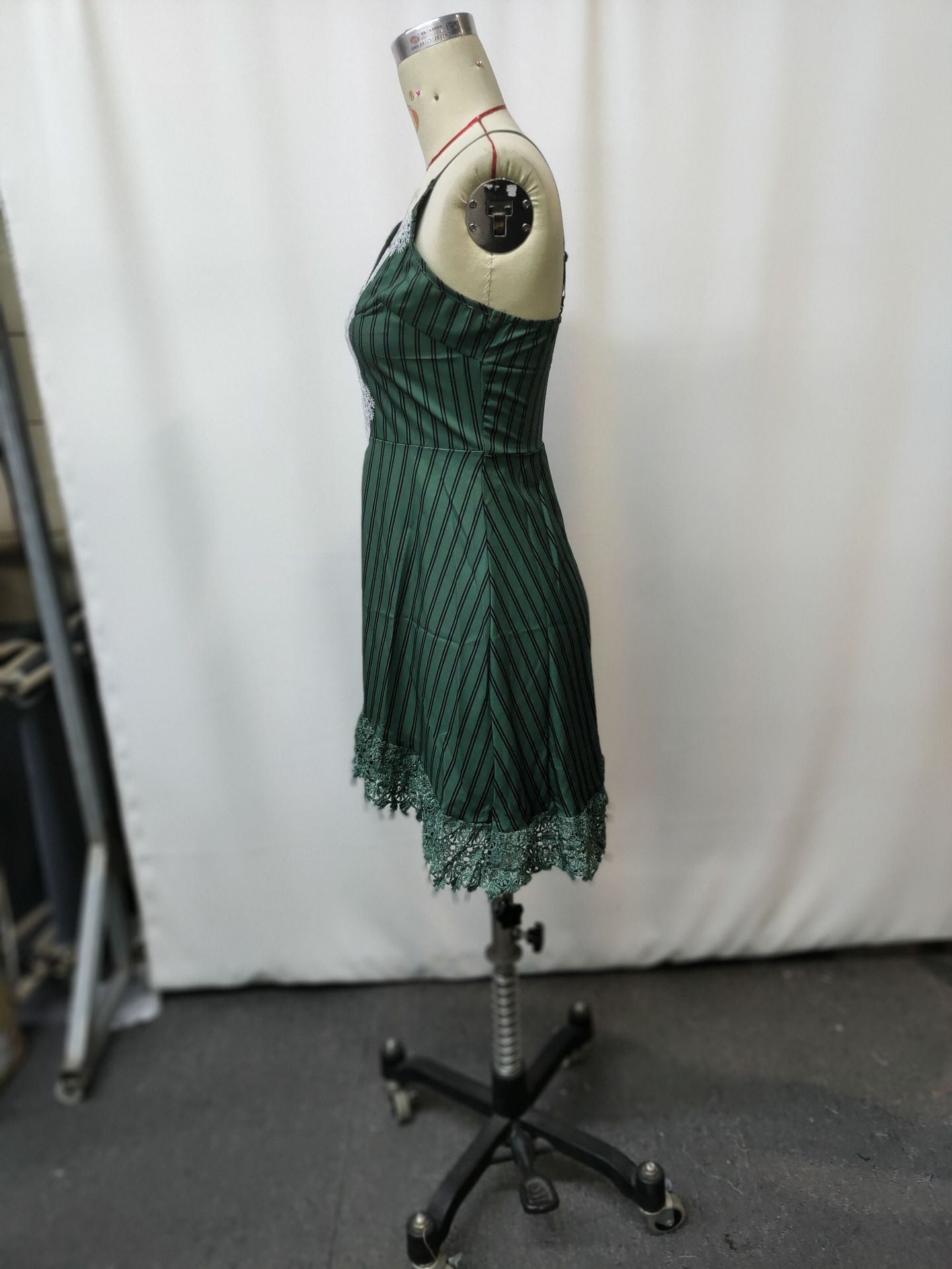 Striped Print Spliced Sleeveless Midi Dress
